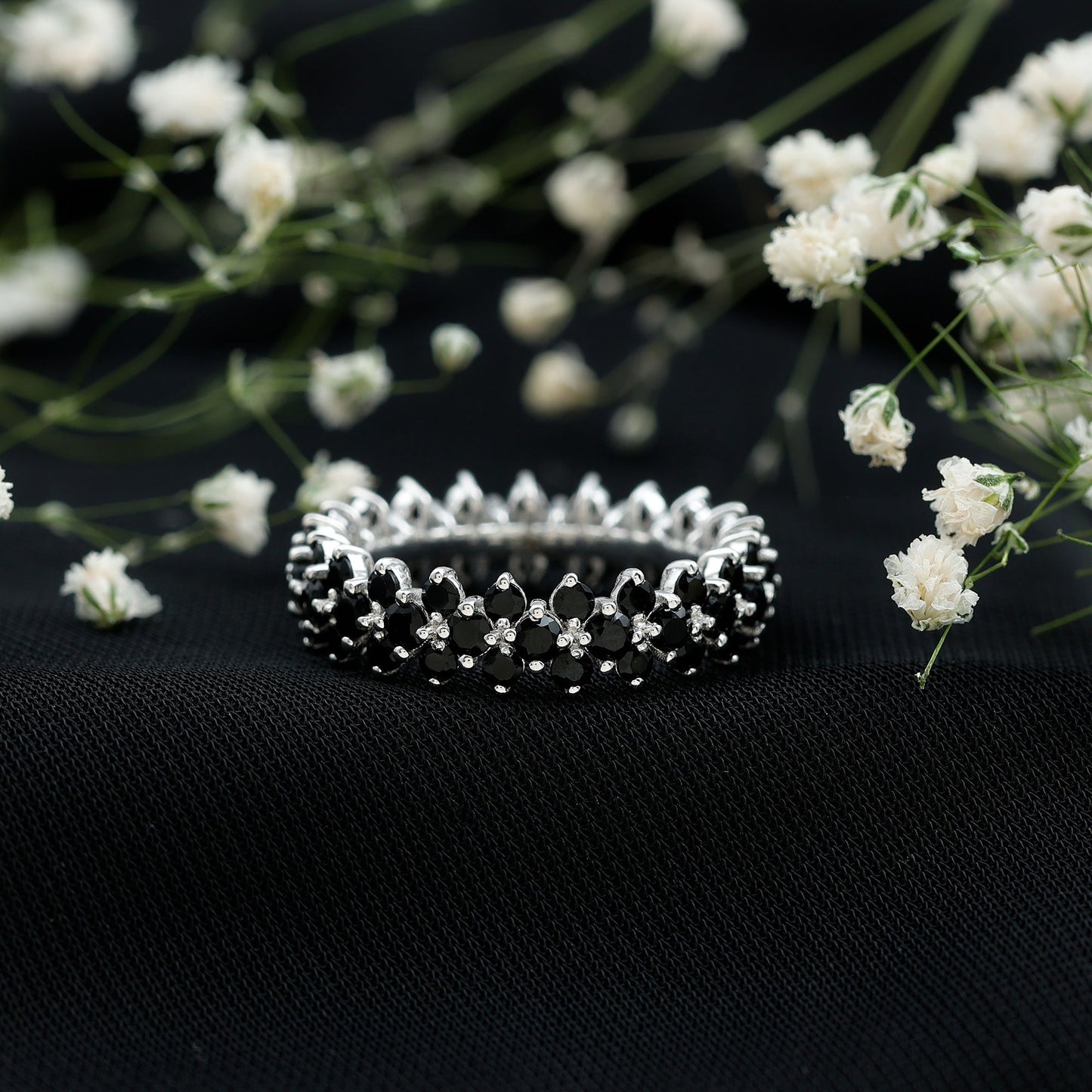 Anillo de Boda de Onyx Negro con Corte Redondo para Mujer