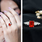 Anillo de compromiso de ópalo de fuego talla esmeralda de 1 quilate con diamantes laterales