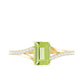 Anillo de compromiso de peridoto corte esmeralda de 1,8 quilates con brazo dividido de diamantes