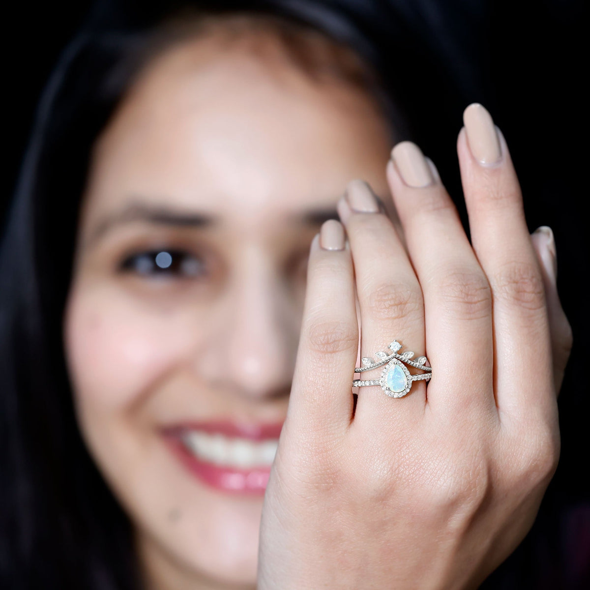 Juego de anillos de boda de diseñador con diamantes y ópalos etíopes de inspiración vintage