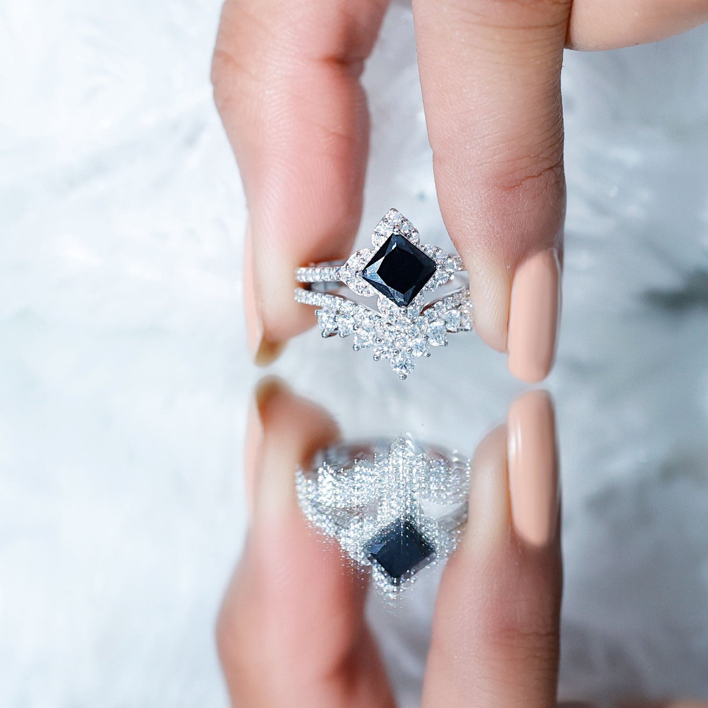 Conjunto de anillos de boda de ónix negro y moissanita de 0,5 quilates