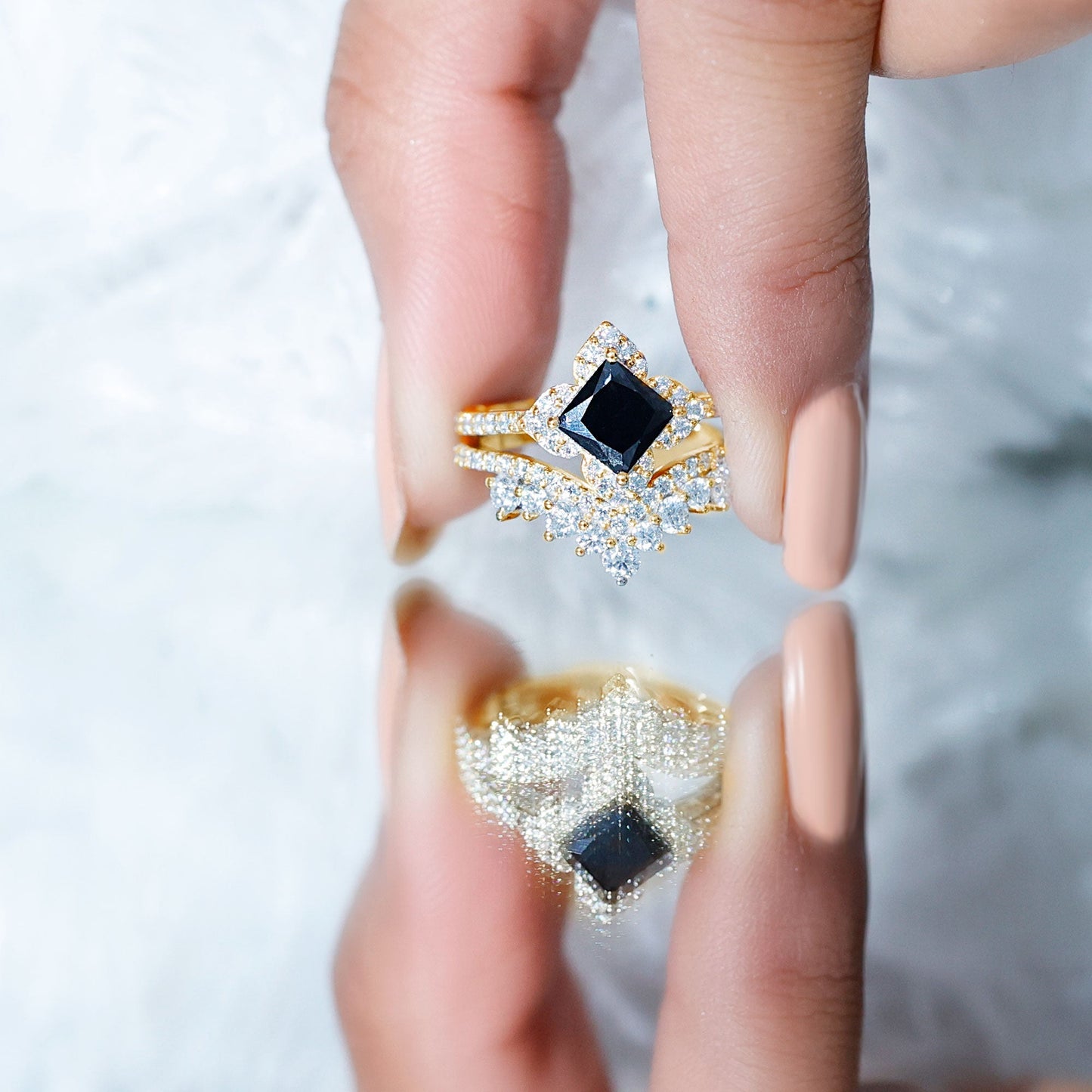 Conjunto de anillos de boda de ónix negro y moissanita de 0,5 quilates