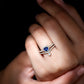 Conjunto de anillo de compromiso con halo de zafiro azul con forma de corazón auténtico y diamantes