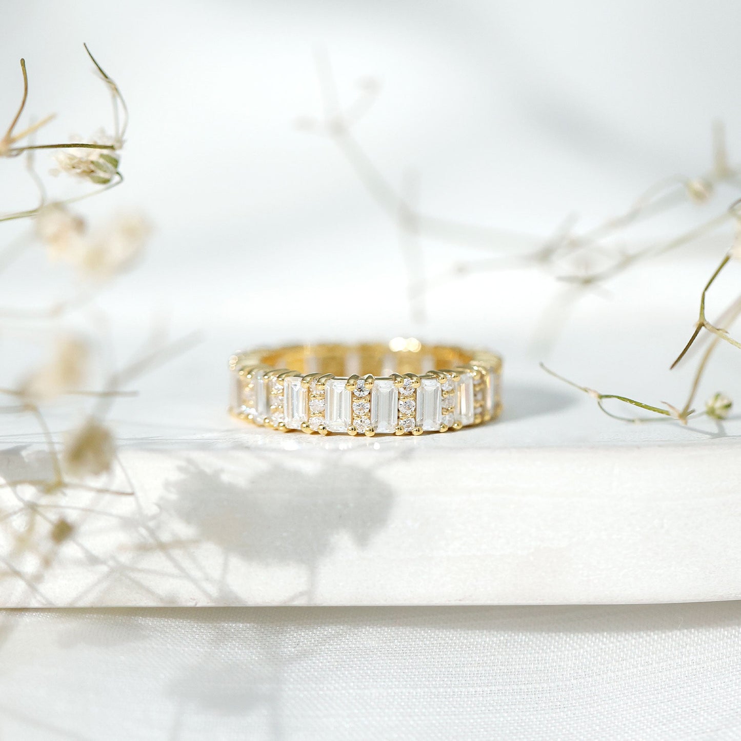 Anillo de aniversario de boda de moissanita certificada para mujer