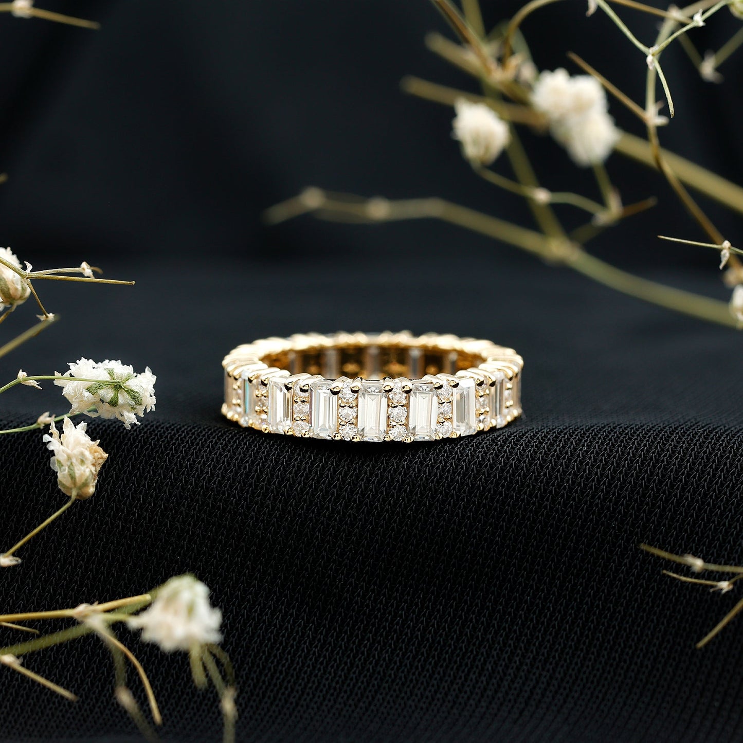 Anillo de aniversario de boda de moissanita certificada para mujer