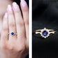 Anillo de compromiso de zafiro azul natural de 0,9 quilates con halo de diamantes