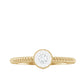 Anillo de compromiso con diamantes en engaste ilusión