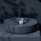 Anillo de compromiso solitario de moissanita con corte redondo para ella