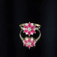 Anillo de compromiso de flor con diamantes y rubí de forma de pera natural para mujer