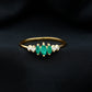 Anillo de aniversario de 3 piedras de marquesa, esmeralda y diamante para mujer