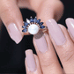 Anillo de compromiso de perlas cultivadas de agua dulce de 3 quilates con zafiro azul