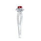 Anillo de compromiso de flor de rubí natural de 0,6 quilates con diamante