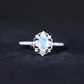 Anillo de compromiso de aspecto vintage de ópalo arcoíris etíope ovalado natural con diamantes