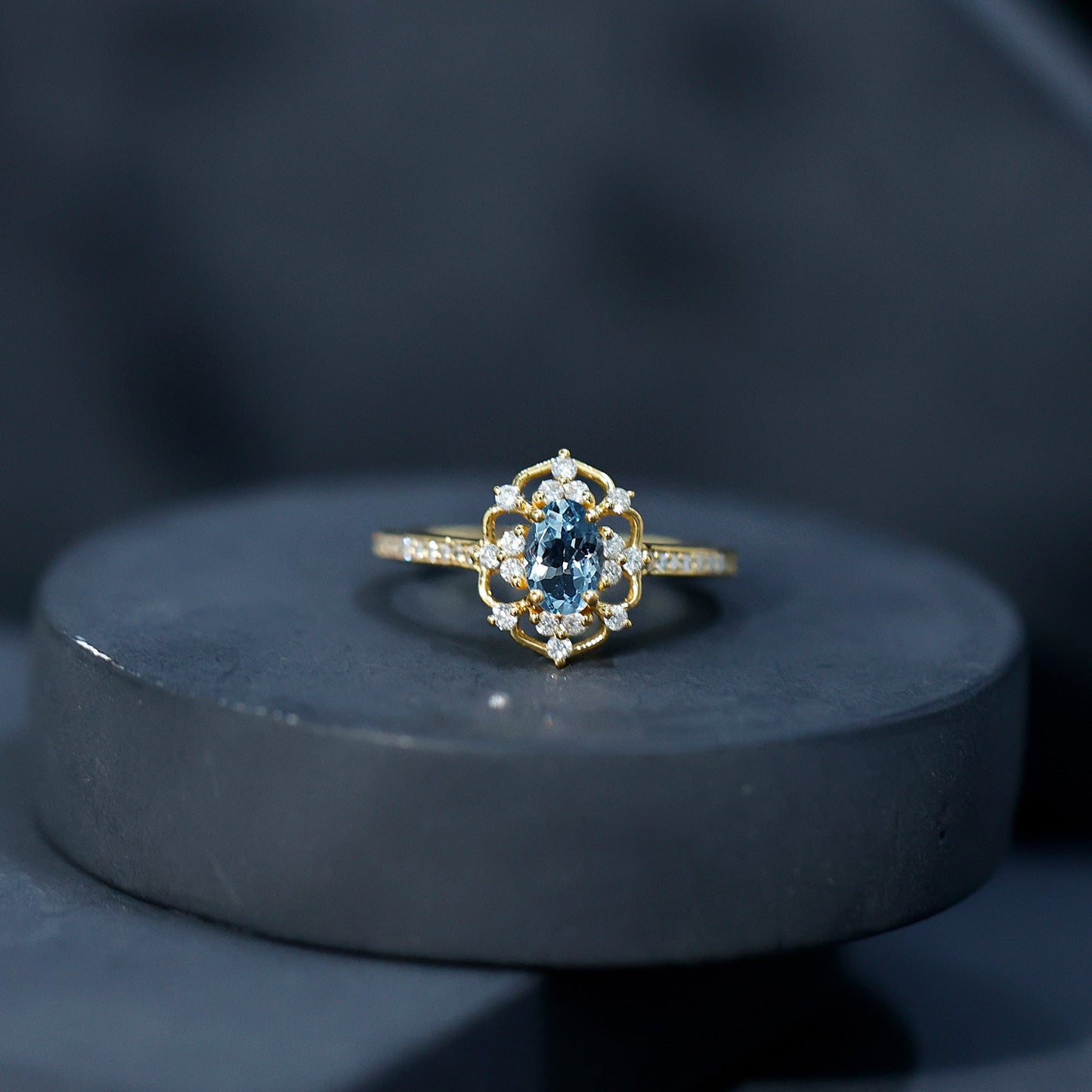 Anillo de compromiso vintage auténtico de aguamarina y diamante con certificado