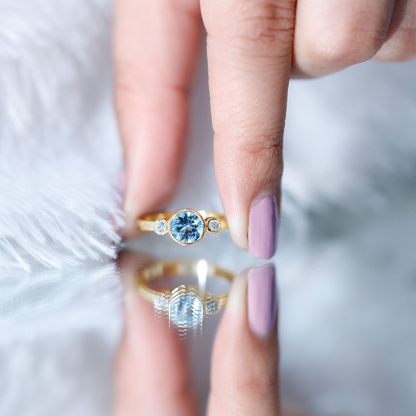 Anillo de compromiso de diamante y aguamarina auténtica con engaste biselado con certificado