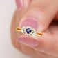 Anillo de compromiso floral de zafiro azul certificado con diamante