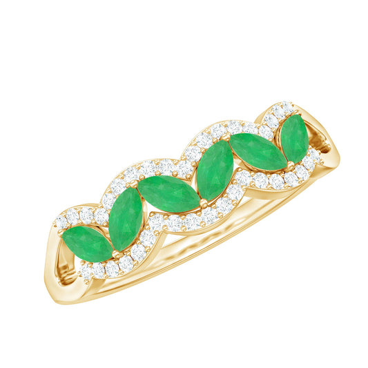 Anillo de aniversario de media eternidad de esmeraldas de talla marquesa naturales con diamantes