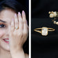 Anillo de compromiso de moissanita con corte esmeralda de 1.8 para mujer