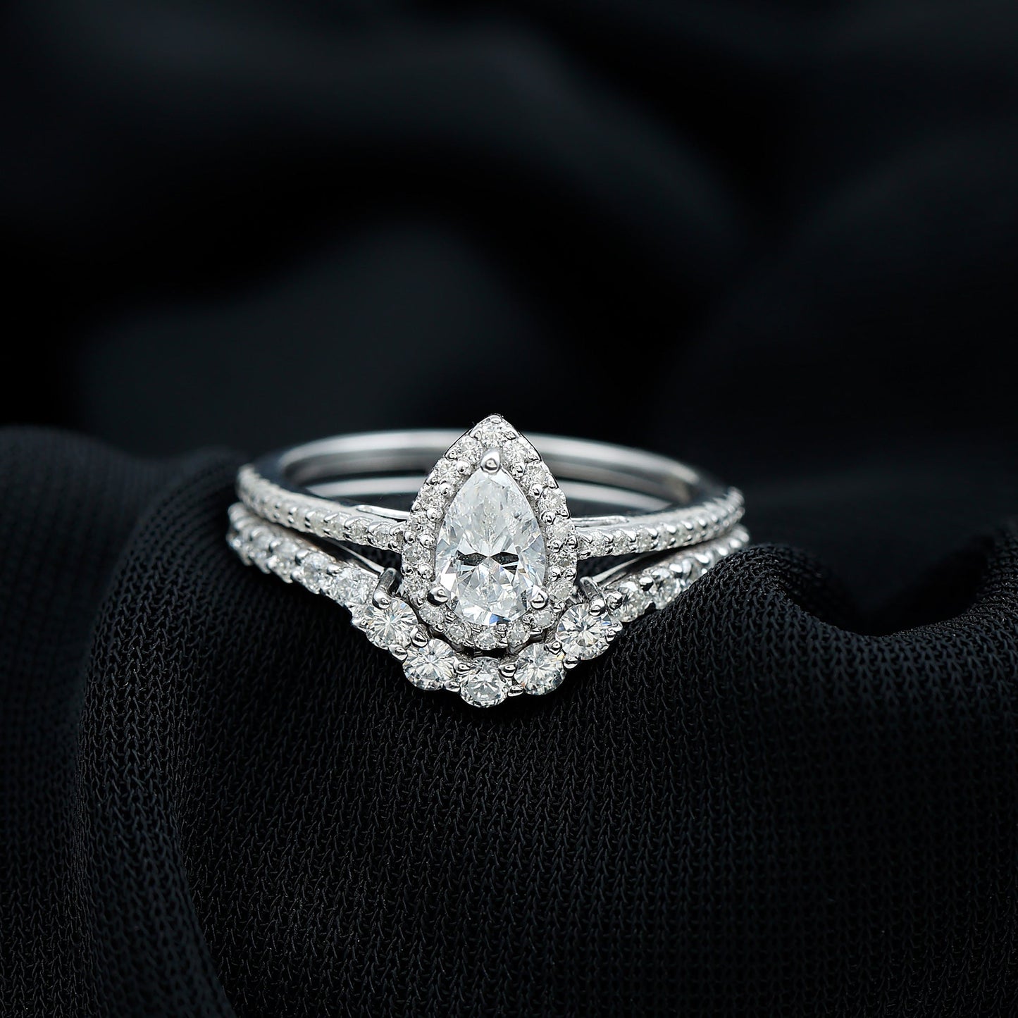 Juego de anillo de novia de moissanita certificado de 0,5 quilates en forma de lágrima con halo