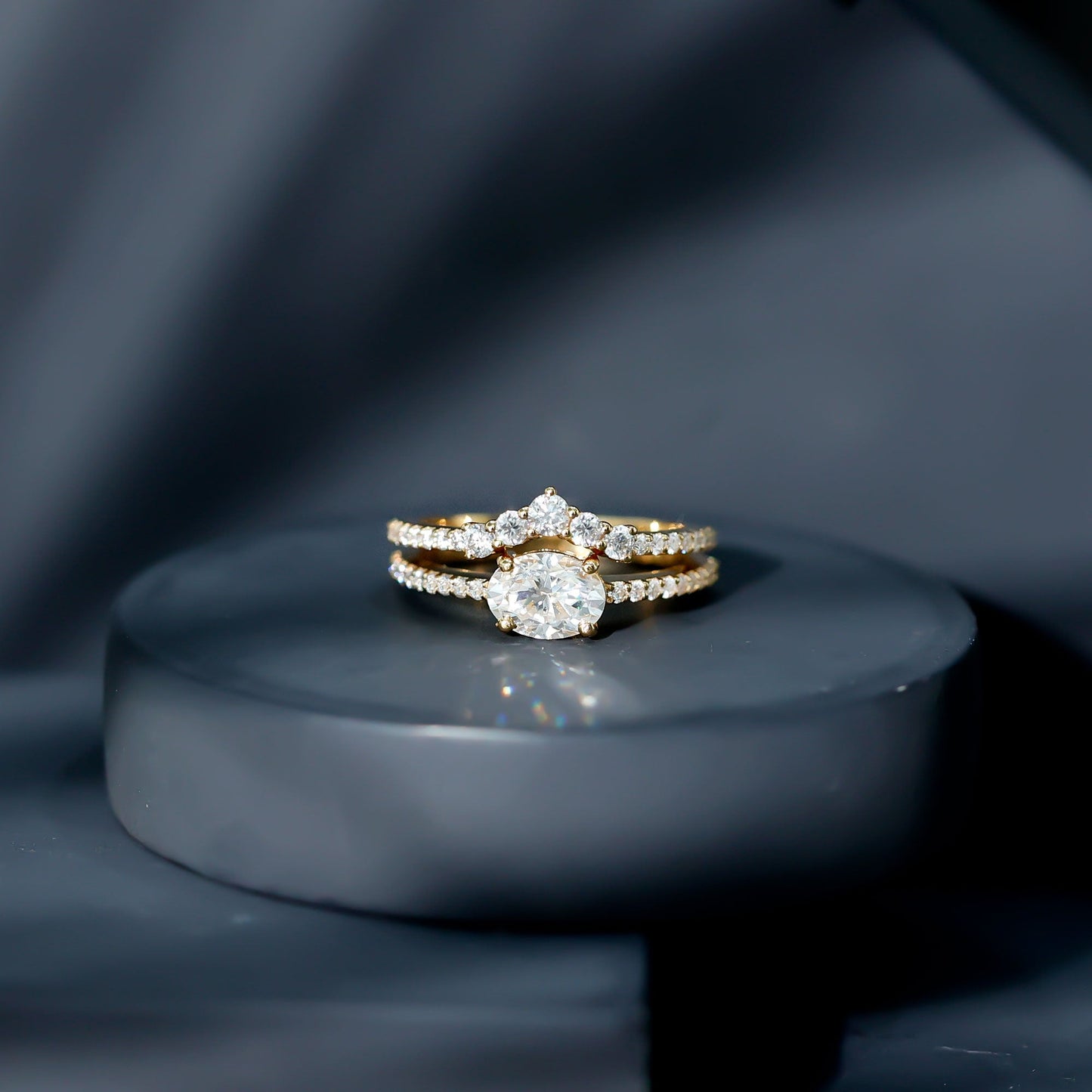 Oval Cut Moissanite Engagement Ring with Wedding Band Set