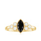 Anillo de compromiso de espinela negra marquesa natural con trío de diamantes