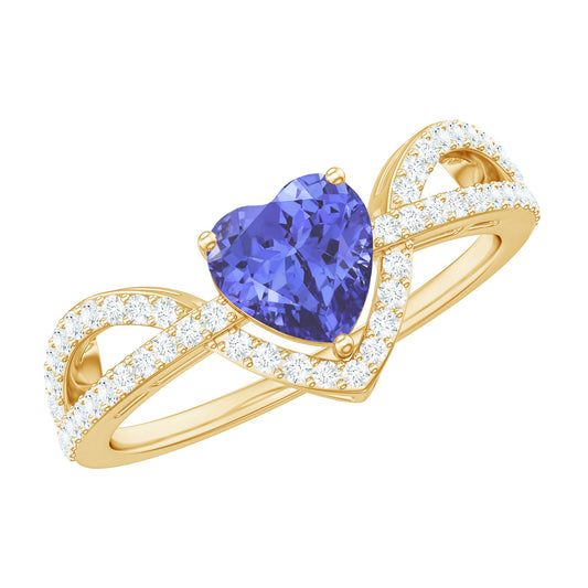 Anillo de compromiso de diseño con tanzanita en forma de corazón y diamantes
