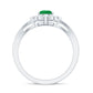 Anillo de compromiso de esmeralda talla pera de 0,6 quilates con halo de diamantes
