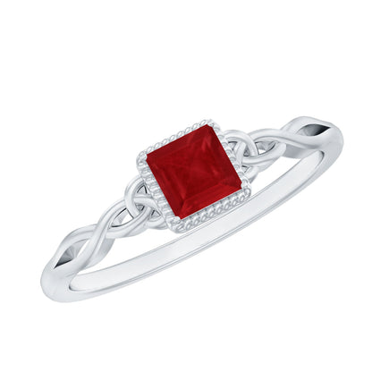 Anillo de promesa con nudo celta y rubí auténtico de talla princesa