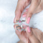 Anillo de promesa con nudo celta y rubí auténtico de talla princesa