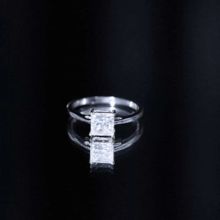 Anillo Solitario de Moissanita Corte Princesa de 1 CT para Mujer