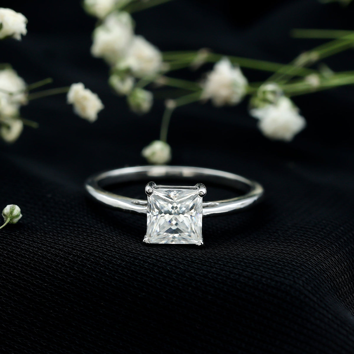 Anillo Solitario de Moissanita Corte Princesa de 1 CT para Mujer