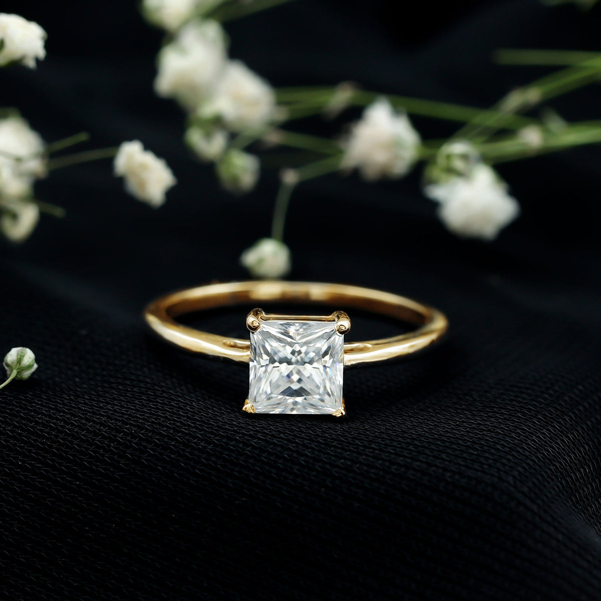 Anillo Solitario de Moissanita Corte Princesa de 1 CT para Mujer