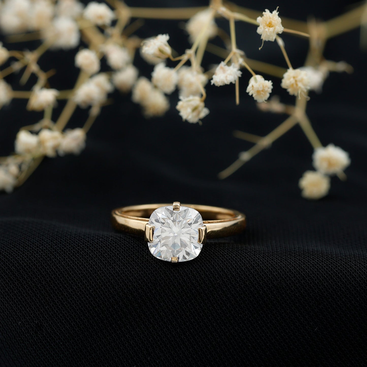 Anillo de Compromiso Solitario de Moissanita de Talla Cojín de 3 Quilates con Certificado
