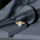 Anillo de compromiso victoriano de moissanita ovalada de 6x8 mm con halo