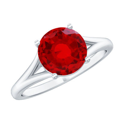 Anillo de compromiso solitario de rubí redondo cultivado en laboratorio de 2,3 quilates con vástago dividido