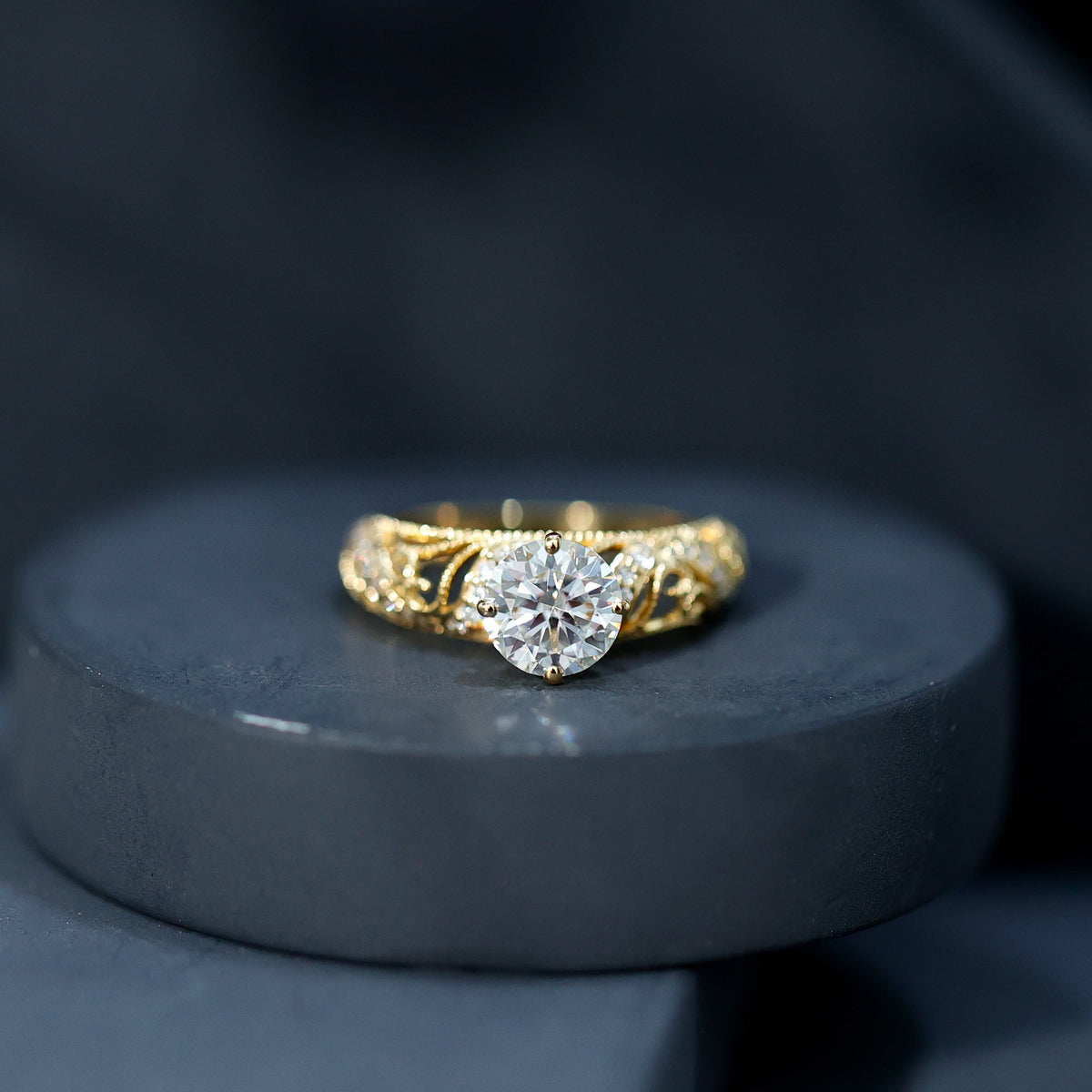 Round Cut Moissanite Vintage Engagement Ring With Diagonal Prongs