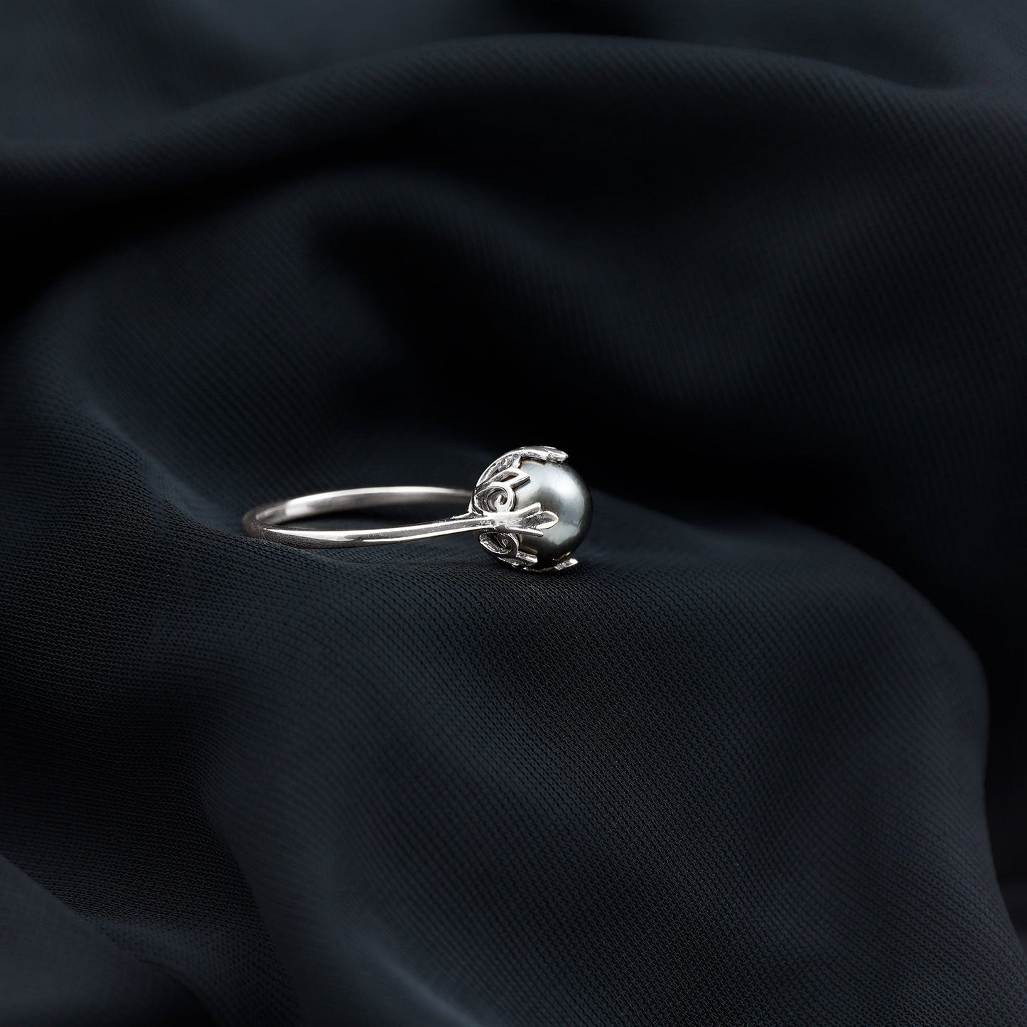 Anillo de compromiso con perla negra de Tahití genuina, seleccionado a mano