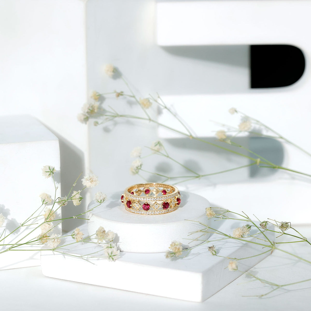 Lab Grown Ruby Vintage Wedding Band Ring With Moissanite