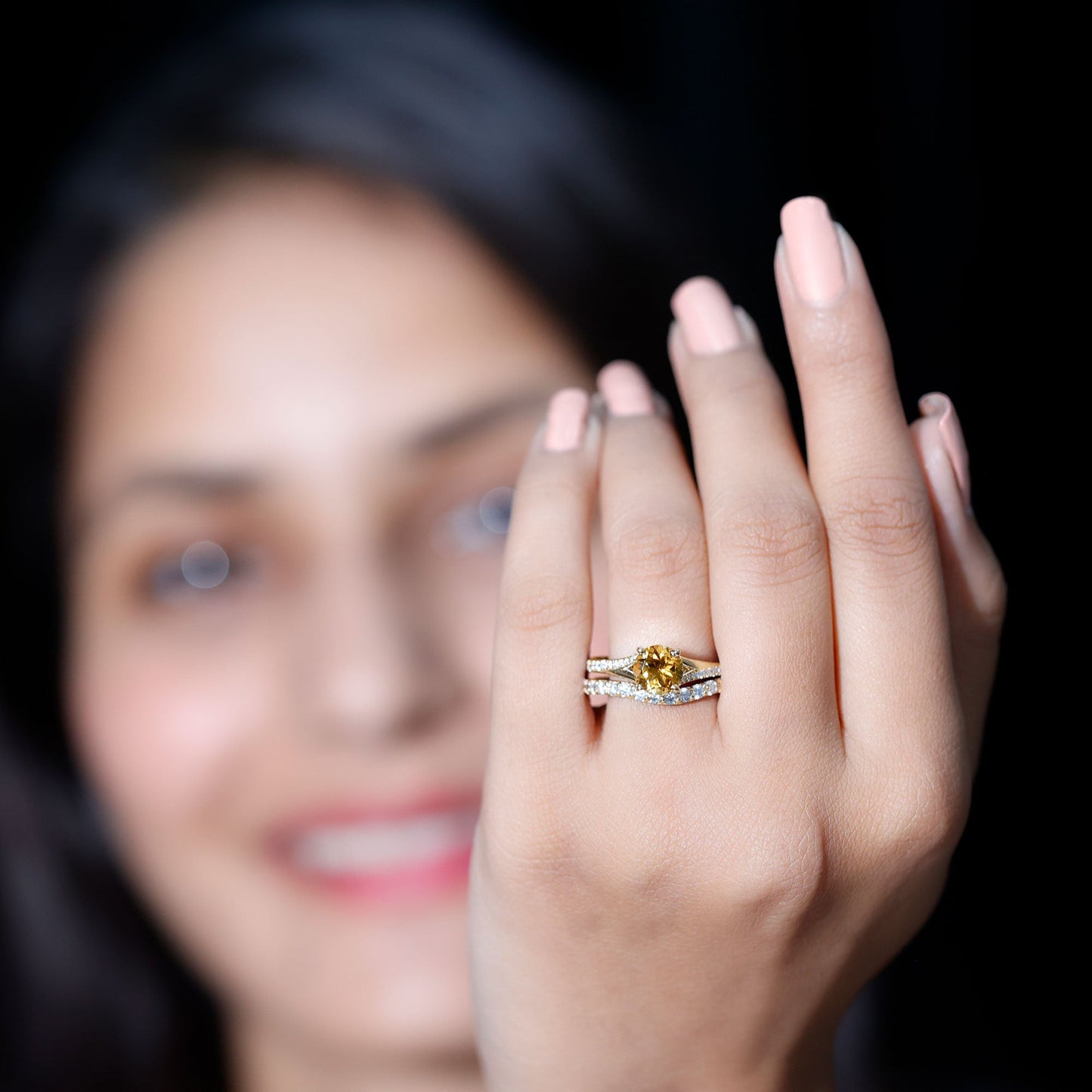 Anillo de compromiso de citrino real certificado con banda de boda de moissanita