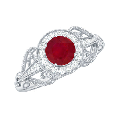 Anillo de compromiso retro de rubí natural de 0,6 quilates con halo de diamantes