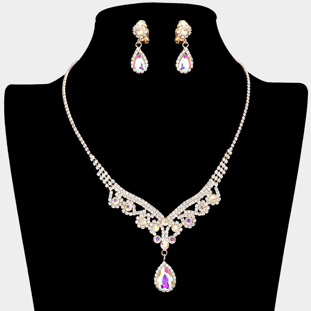 Juego de pendientes de clip y collar con diamantes de imitación y piedra en forma de lágrima