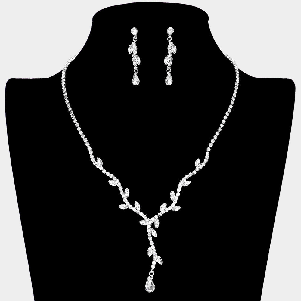 Sprout Detailed Rhinestone Necklace