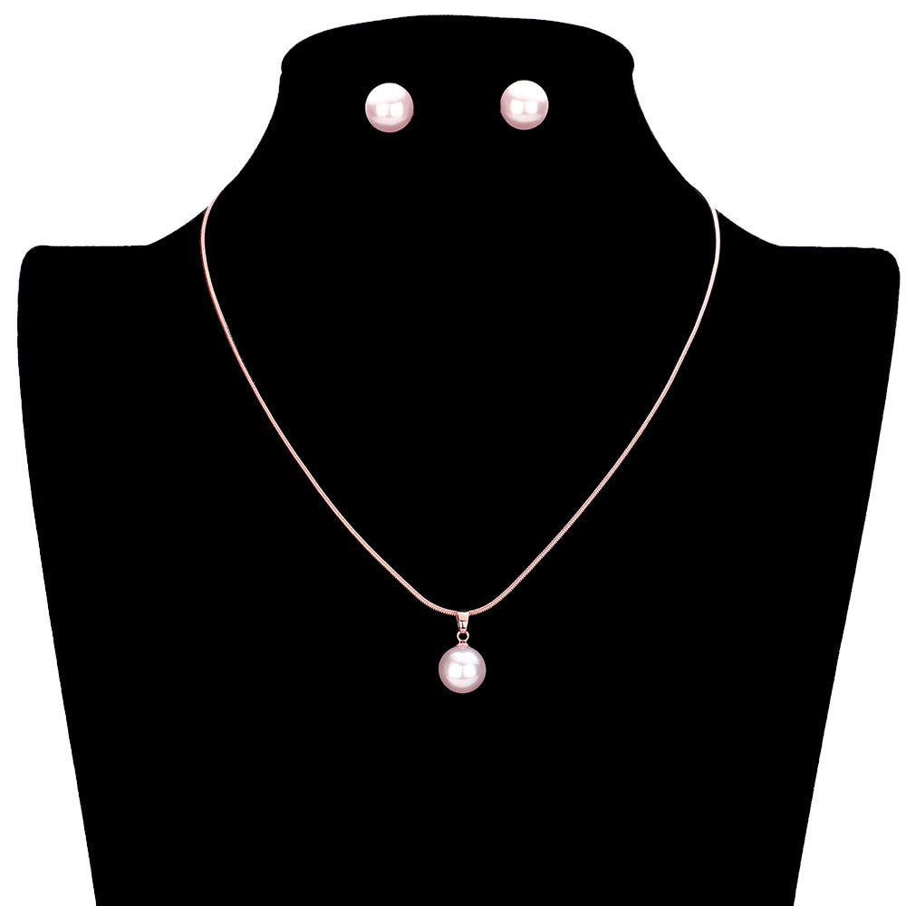 Pearl Pendant Necklace