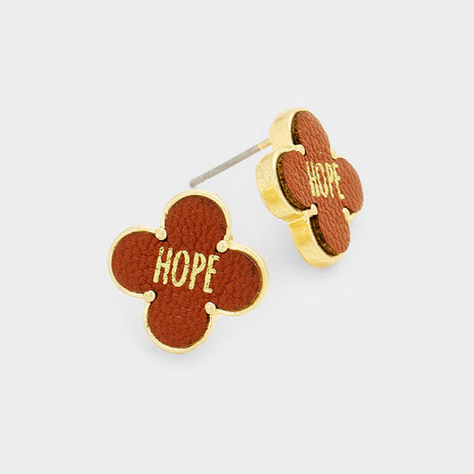 Pendiente de tuerca "Hope" de piel con diseño de trébol calado