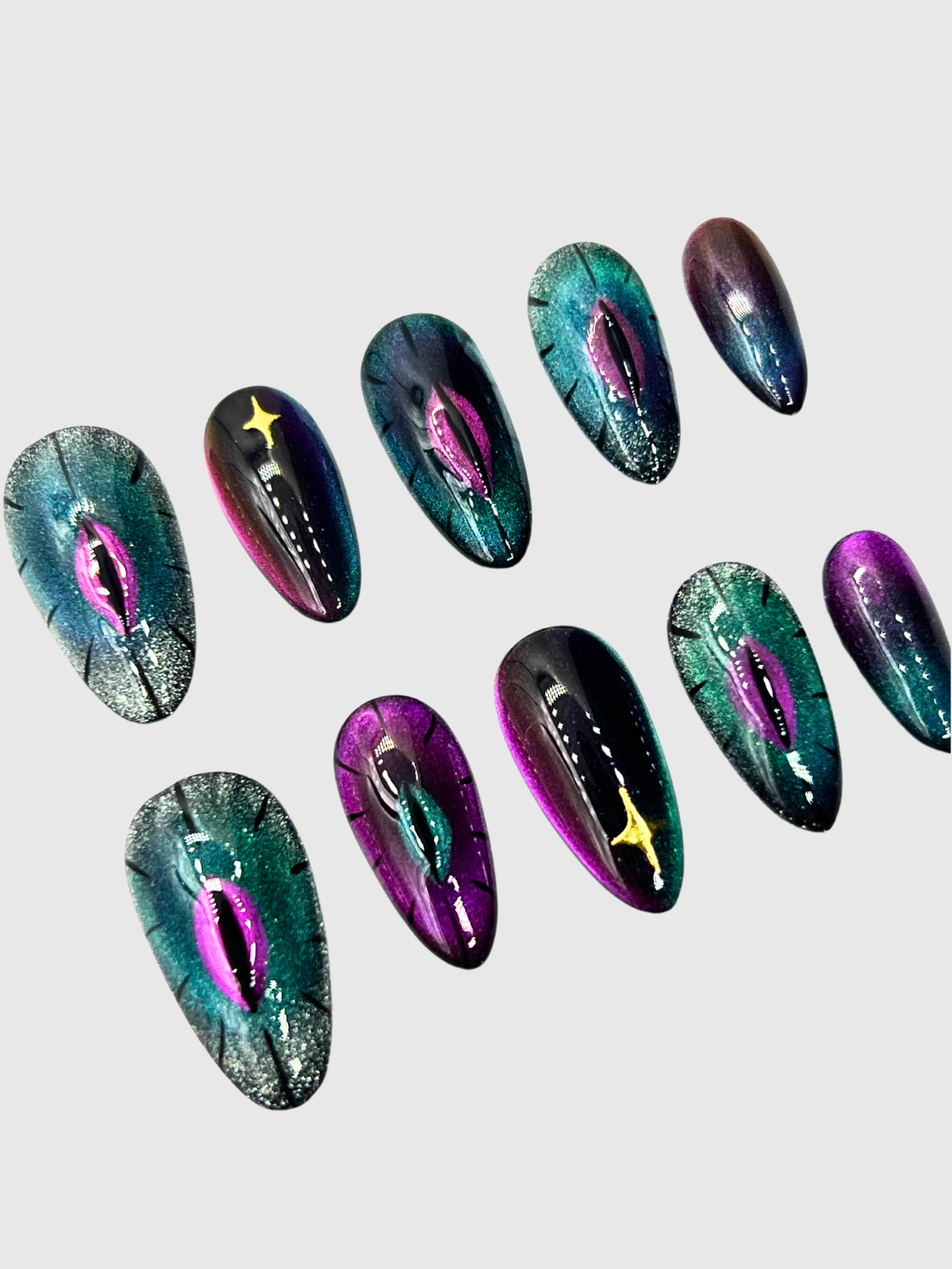 Uñas postizas Snake Den