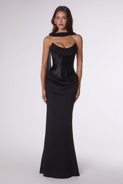 Amoris T732 Vestido de noche semi-formal sin tirantes con corte columna