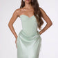 Vestido palabra de honor Amoris T746 con corpiño ajustado y minifalda de volantes escalonados