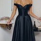 Vestido de raso línea A Amoris T821 con cuello corazón sin hombros