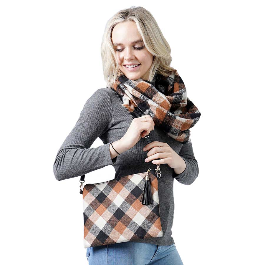 Bolso cruzado de mano con estampado de cuadros escoceses