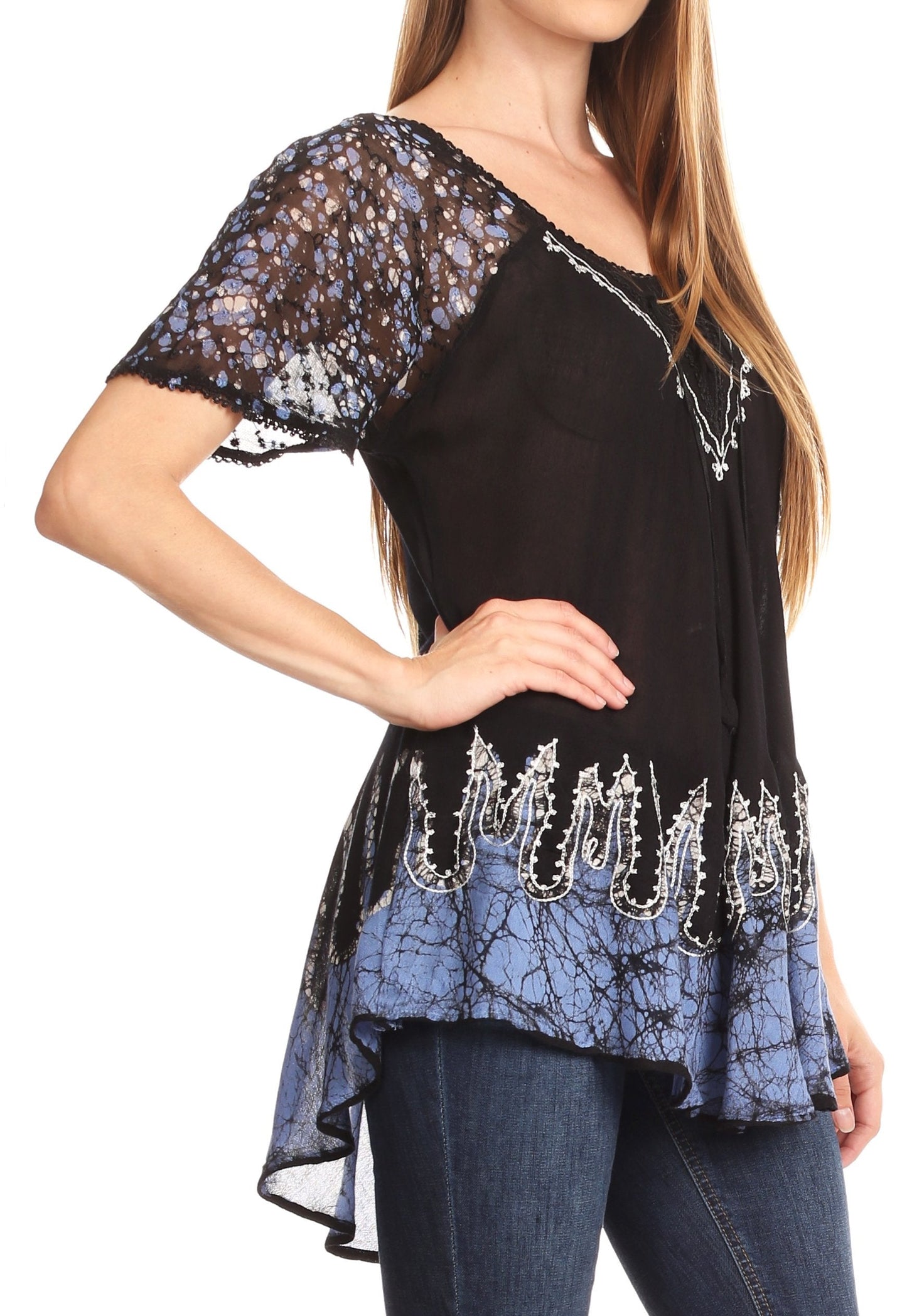 Blusa/Top Sakkas Cora de Manga Corta con Bordado y Diseño Batik de Corte Holgado